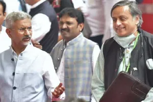 India's silence on Iran issue is not cowardice: Shashi Tharoor's stand is different from Congress