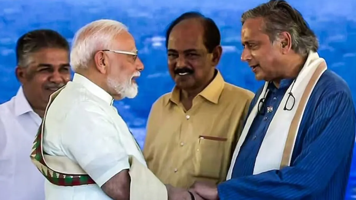 PM Modi and Shashi Tharoor are slapping Pakistan in the country and the world