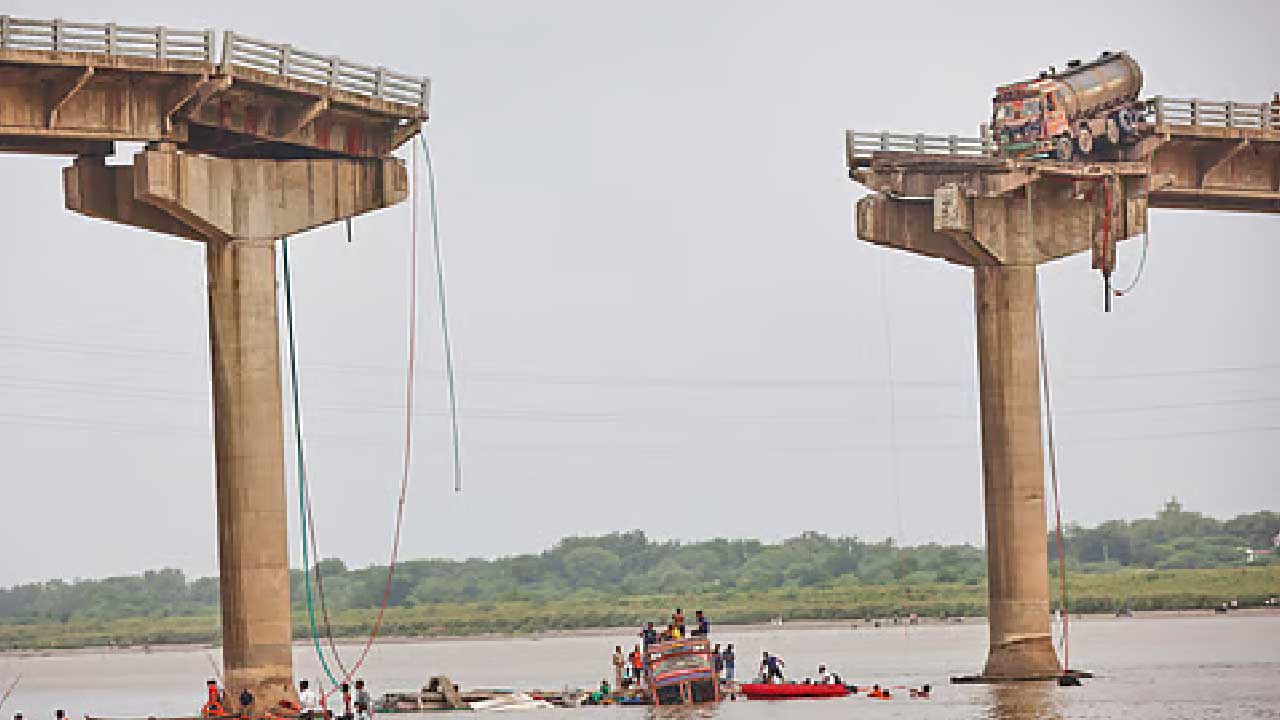Gambhira Bridge Collapse: A Tragedy Foretold