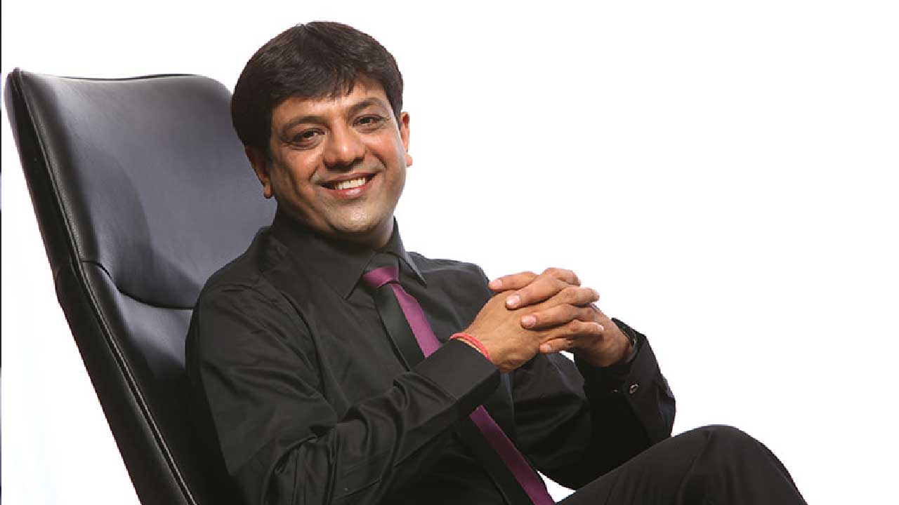 Jayesh Desai: The Personality Who Climbs the Ladder of Success by Winning Hearts with a Smile