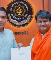 Goa CM Felicitates HH Rajrajeshwar Guruji During Grand Spiritual Festival