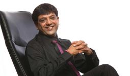 Jayesh Desai: The Personality Who Climbs the Ladder of Success by Winning Hearts with a Smile