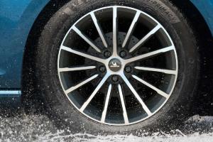 Why Do EV Tires Wear Out Faster Than Regular Cars?